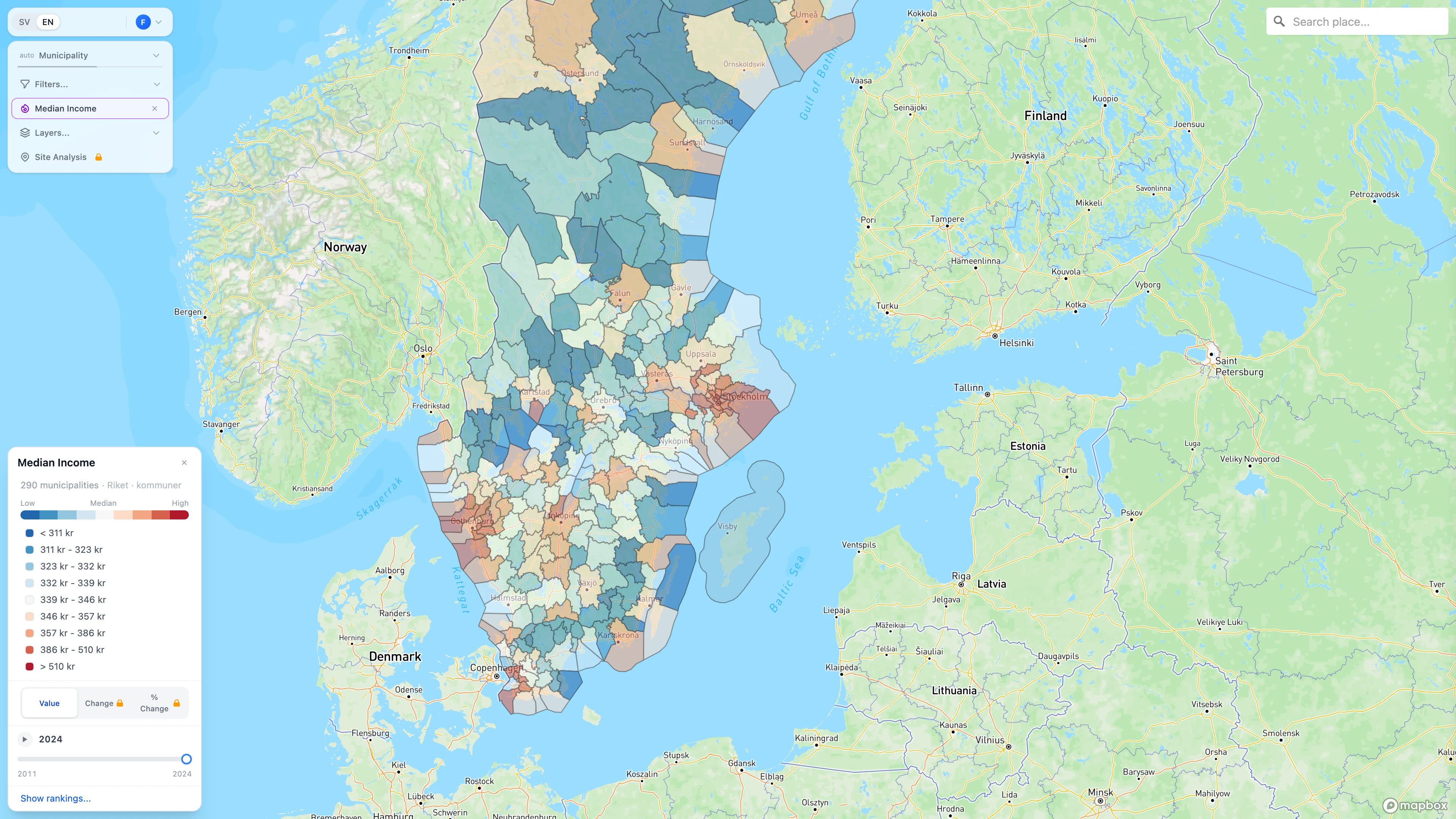 Municipality scoring dashboard showing 0–100 scores based on 30+ indicators